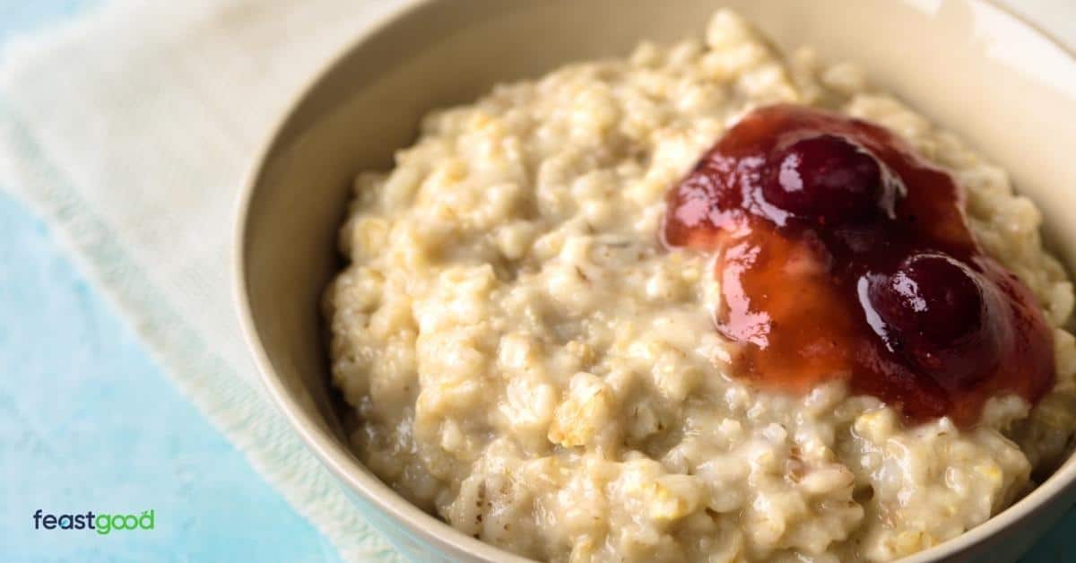 Can You Mix Collagen Powder With Oatmeal? (Pros & Cons)